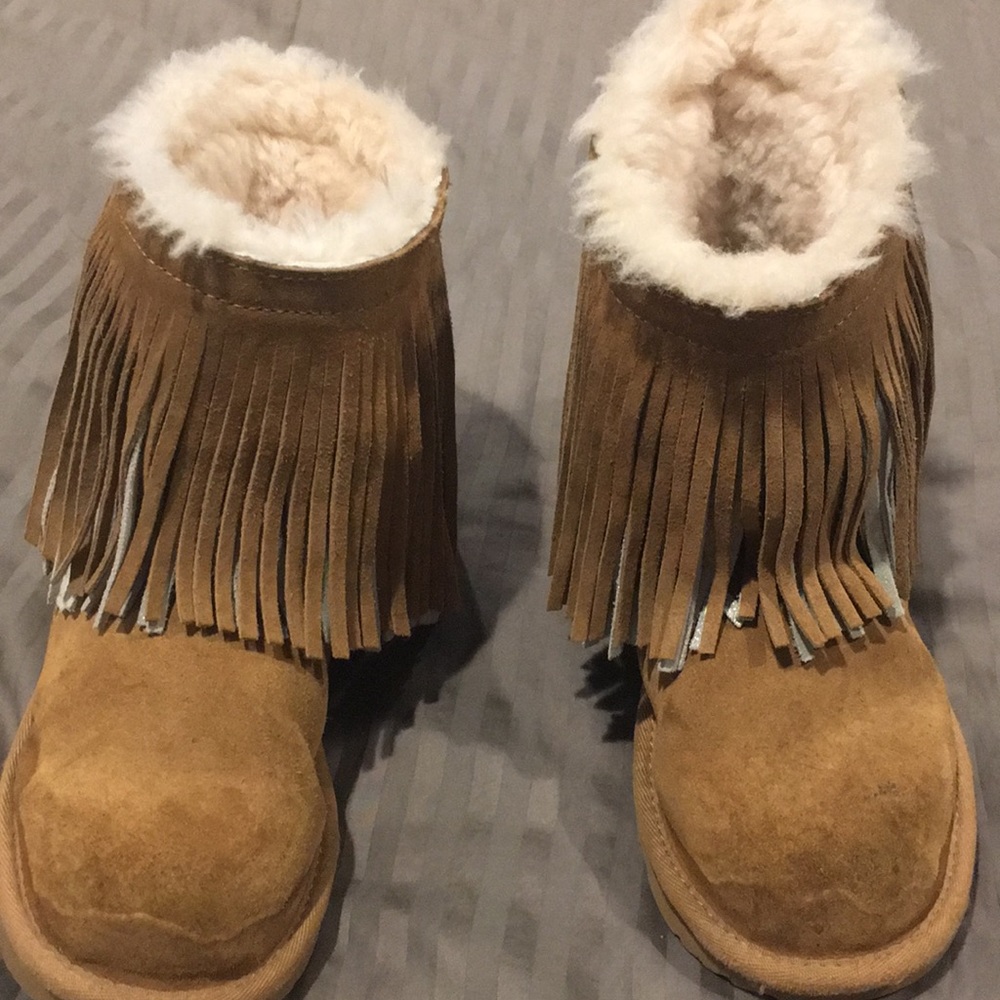 Uggs size 3